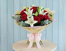 Букет цветов из:  Лилии и Розы в Степаньково
