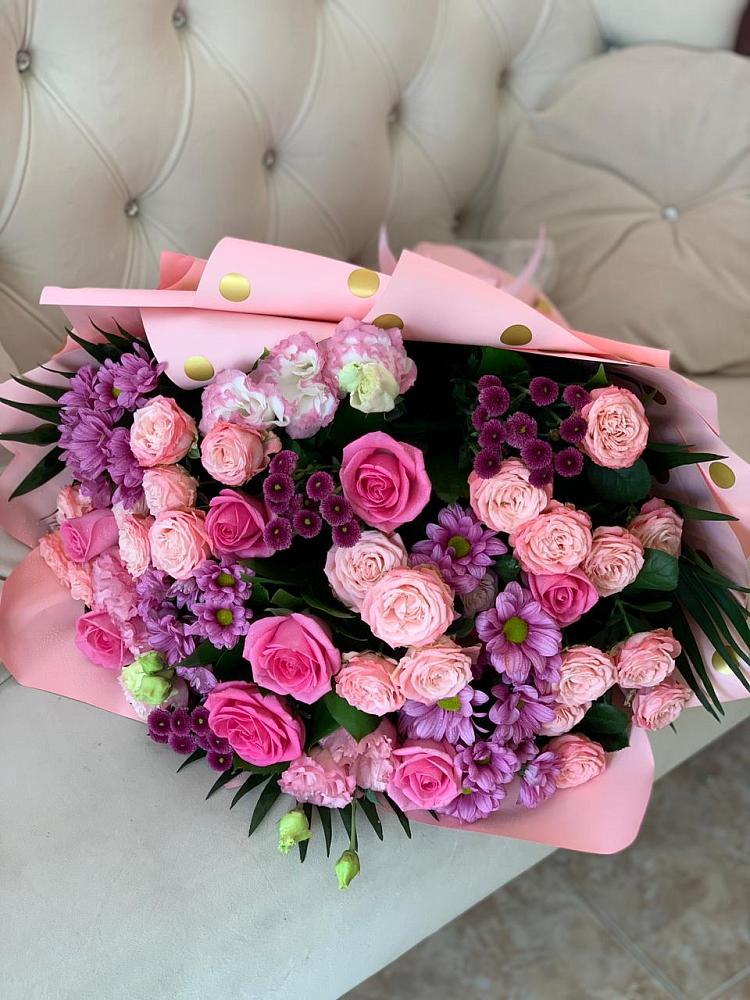 Букет цветов из: Хризантемы, Розы и Лизиантусы в Степаньково