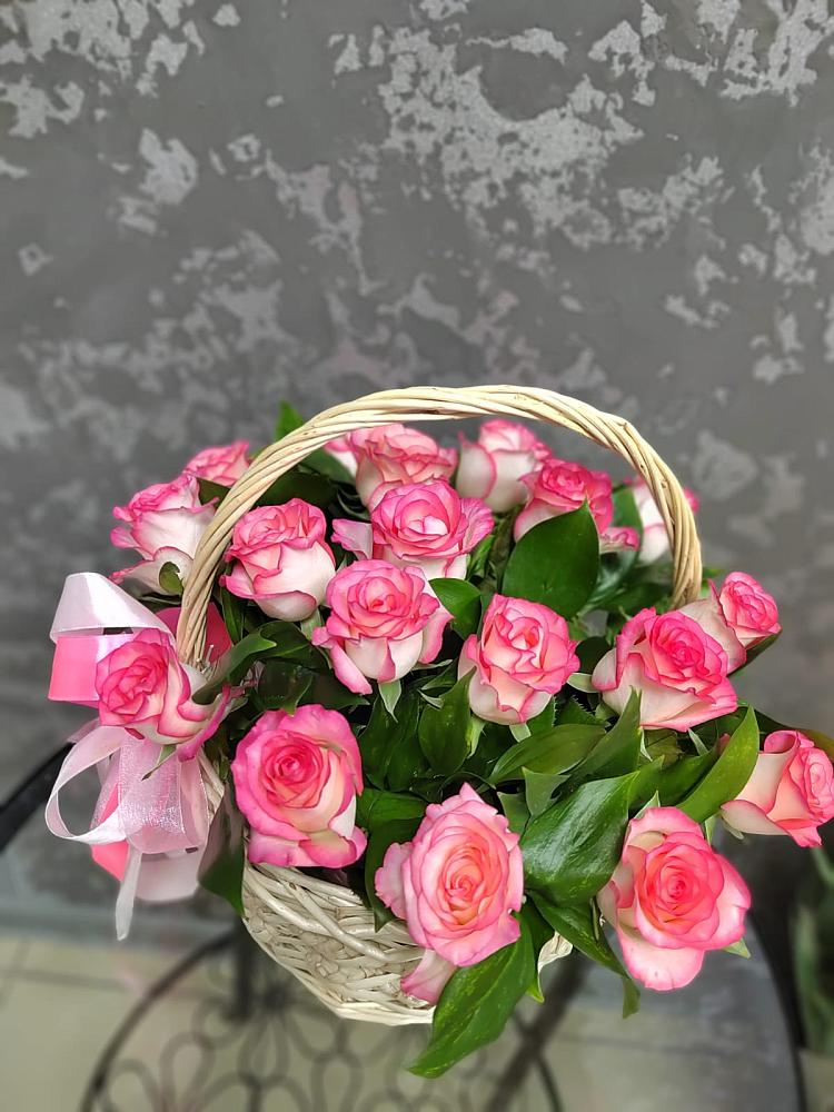 Цветочная композиция из Розы в корзине в Степаньково