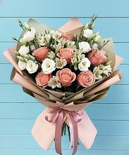 Букет цветов из:  Розы, Альстромерии и Лизиантусы #REPLACE_PRED# Степаньково