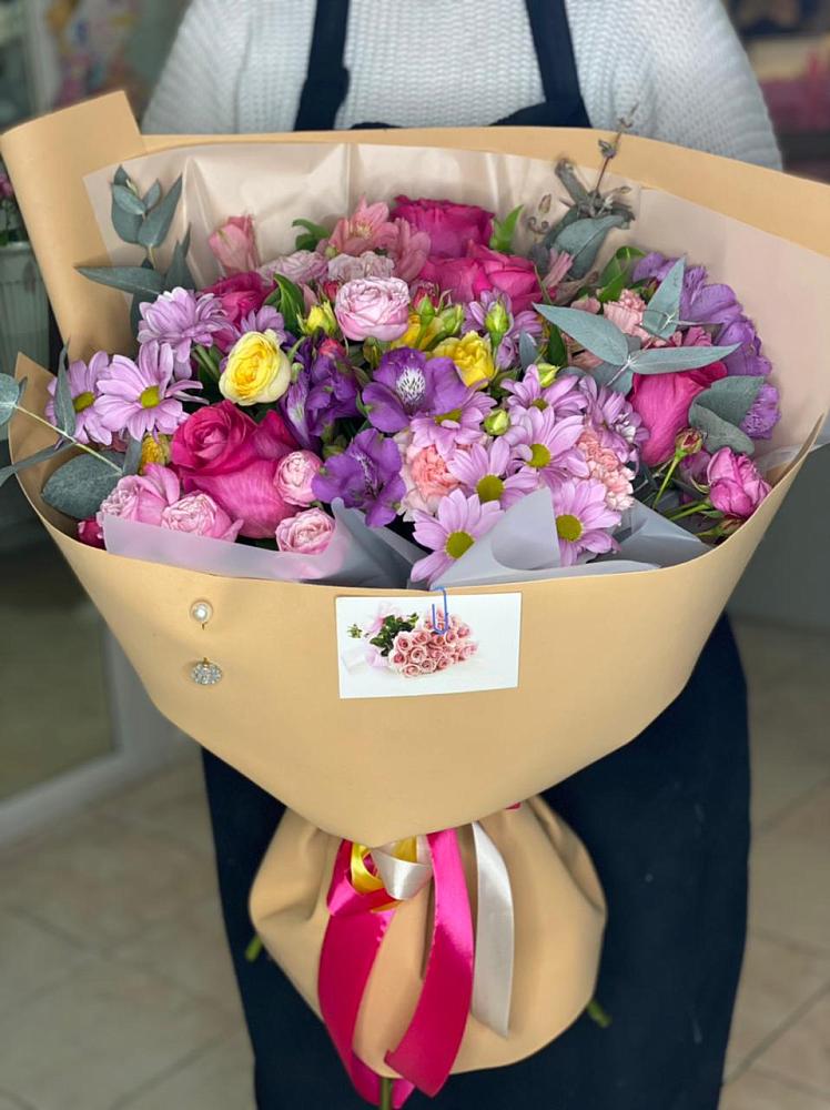 Букет цветов из: Хризантемы, Гвоздики и Альстромерии в Степаньково