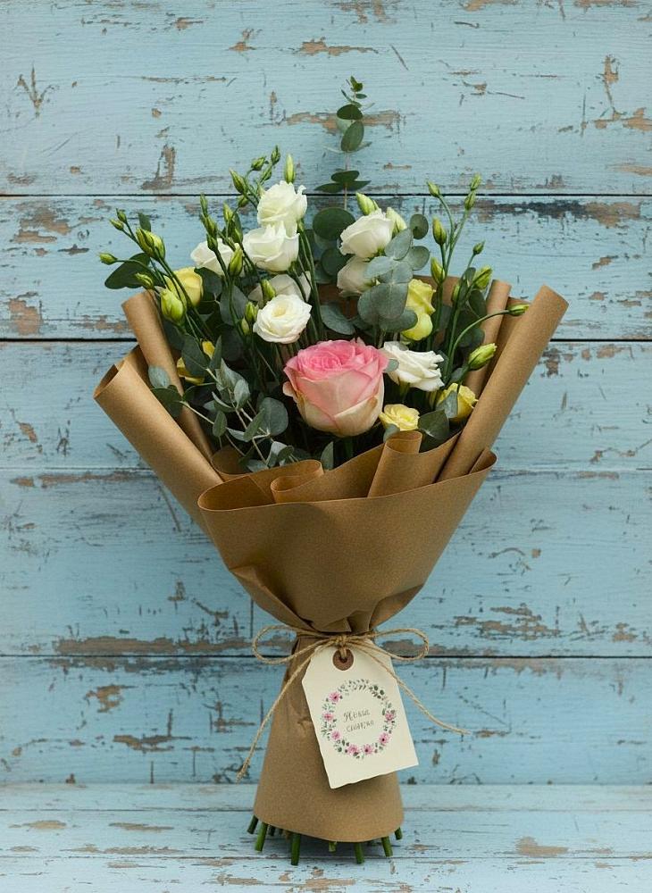 Букет цветов из: Розы и Лизиантусы в Степаньково