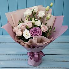 Букет цветов из:  Розы и Лизиантусы в Степаньково