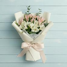 Букет цветов из:  Альстромерии в Степаньково