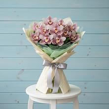 Букет цветов из:  Орхидеи и Розы в Степаньково