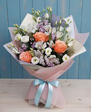 Букет цветов из:  Лизиантусы, Розы, Альстромерии и Гипсофила в Степаньково