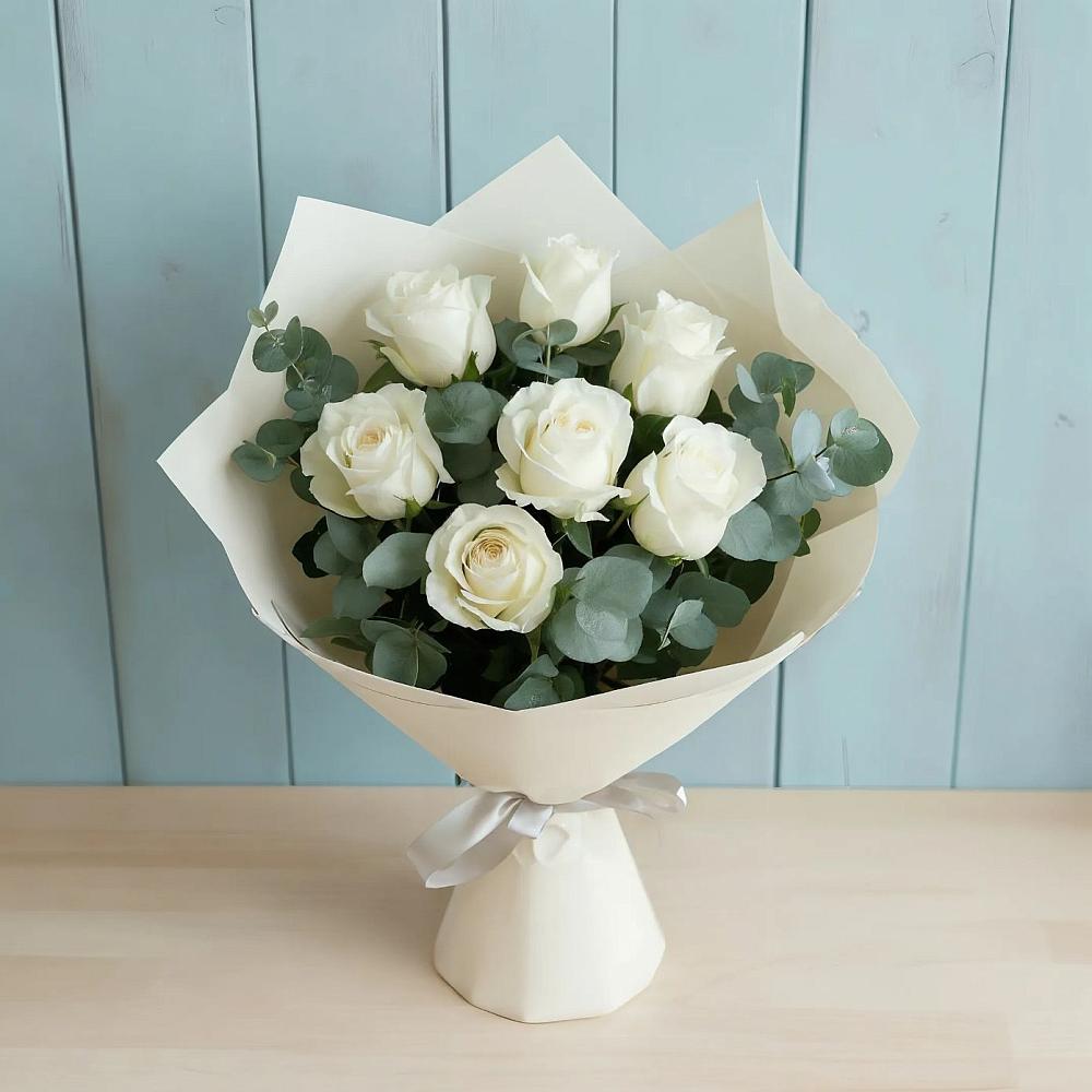 Букет Белые розы в Эвкалипте в Степаньково