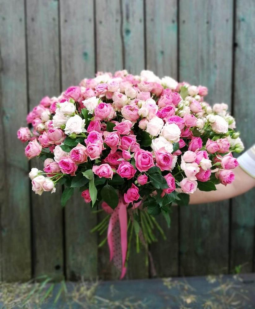 Букет Розовые кустовые розы Натали и Лав Лидия в Степаньково