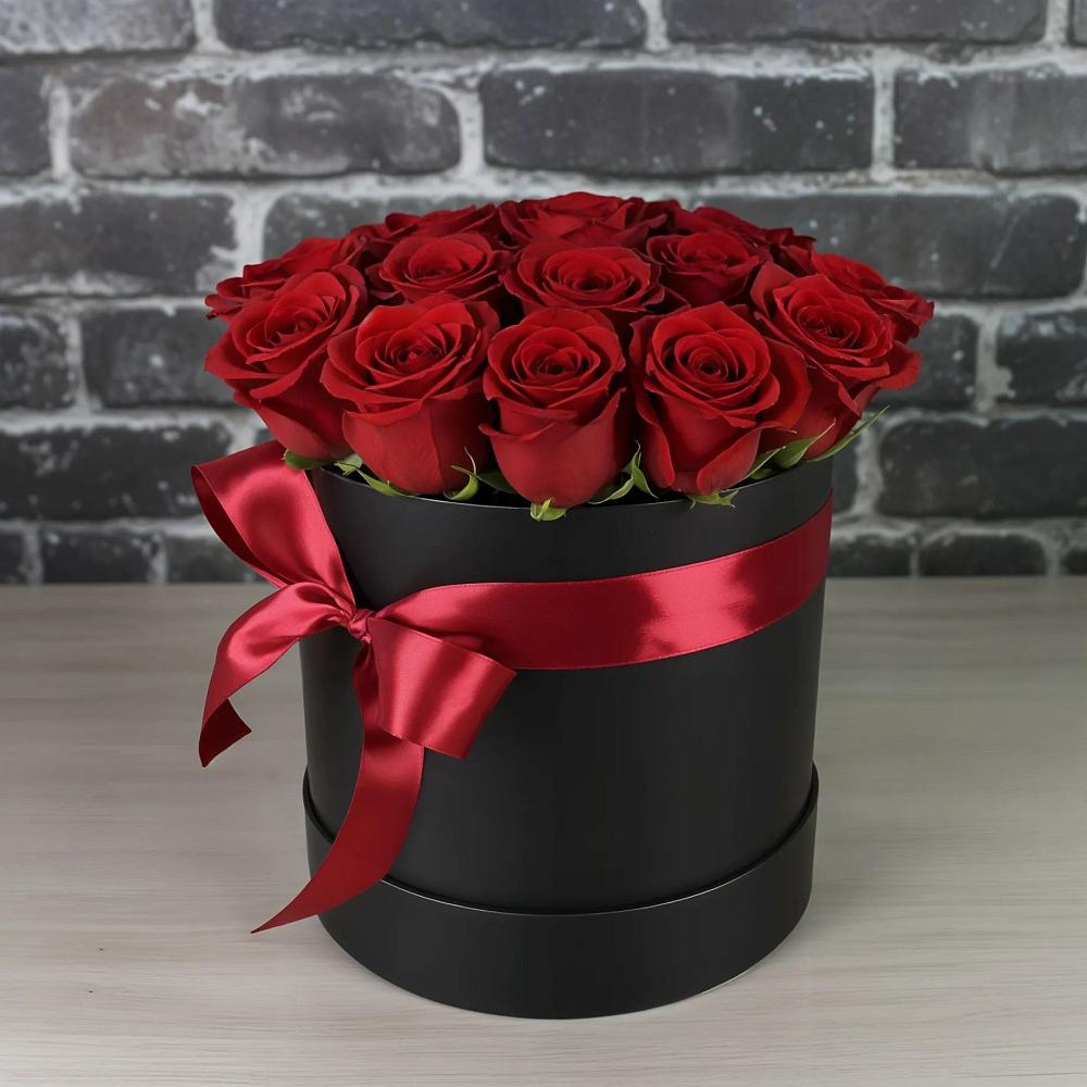 Цветочная композиция из Розы в шляпной коробке в Степаньково