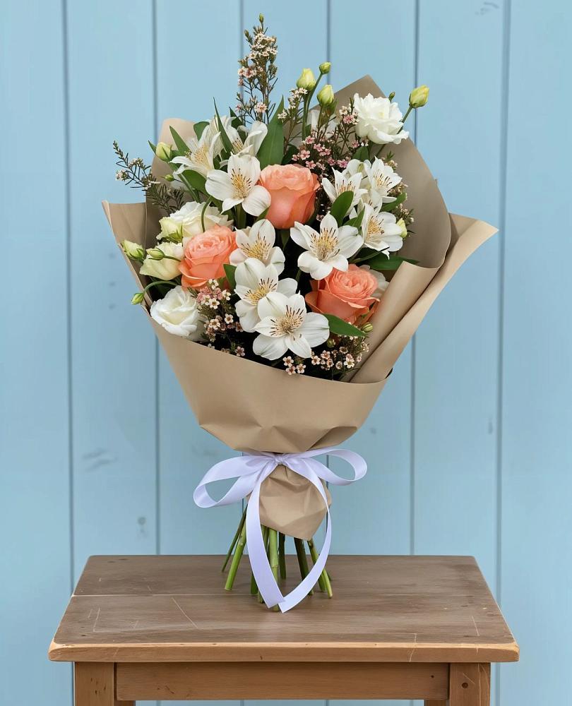 Букет цветов из: Альстромерии, Лизиантусы, Розы и Хризантемы в Степаньково